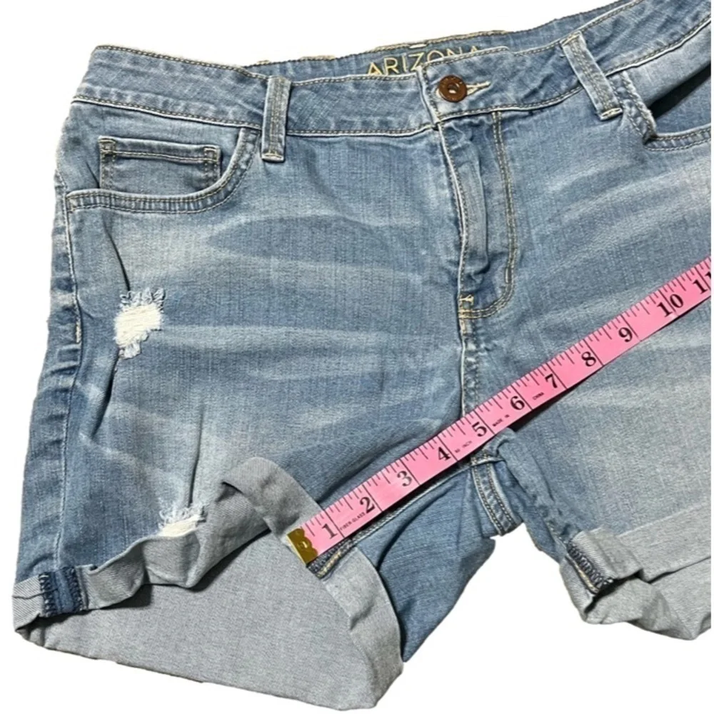 Arizona Denim Blue Jean Distressed Shorts Cuffed Hem Cotton Juniors Size 11